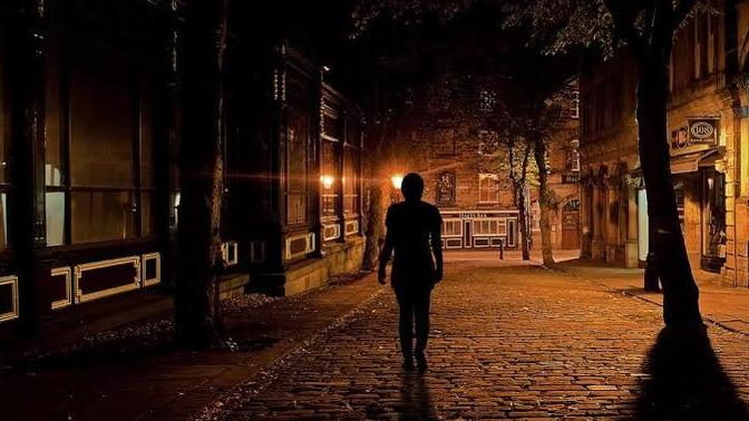 Gece yürümekten korkar mısınız?
