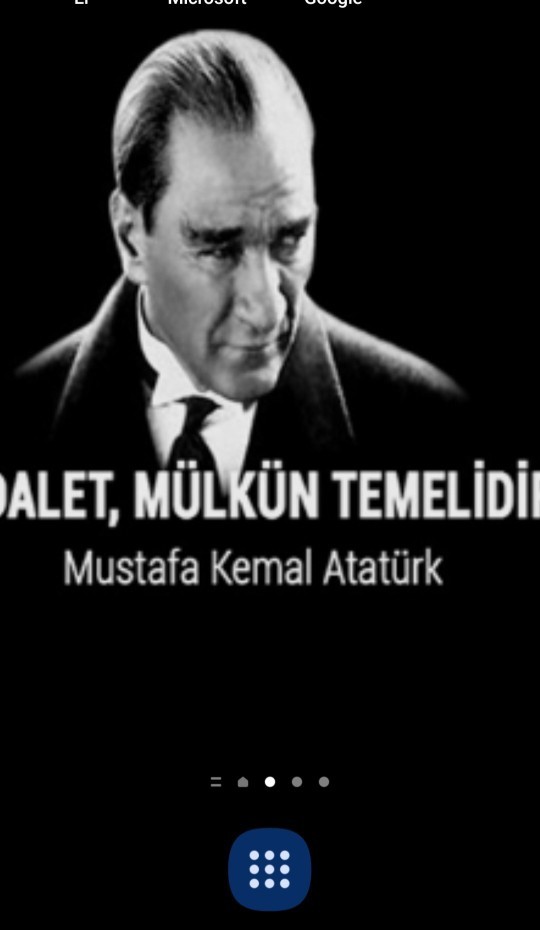 Telefon duvar kağıdınızı paylaşır mısınız?