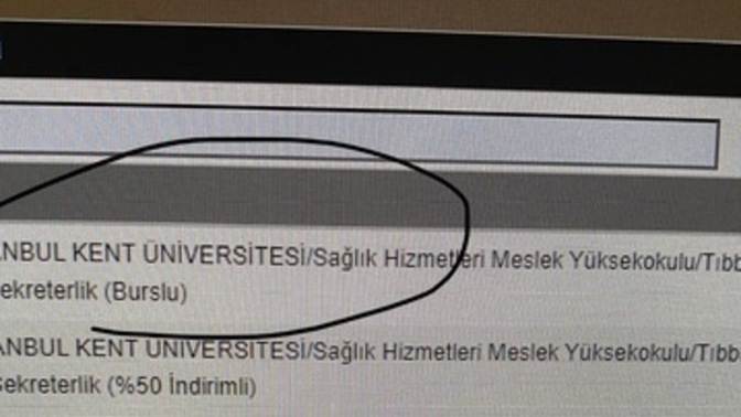 Osym sayfasinda tercih yaparken uni adi yaninda burslu yaziyor oraya tam burslu girebilecegim anlamina mi geliyor?