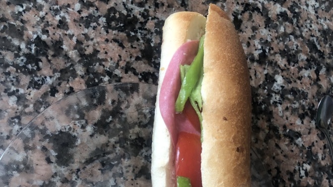 Kendime sandviç yaptım, nasıl görünüyor?