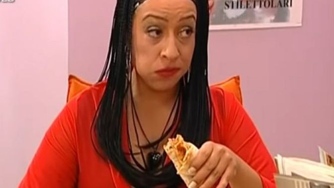 Pizzayı eğitimli kişiler lahmacunu eğitimsiz kişiler mi yer? 