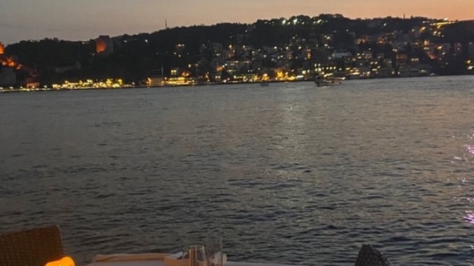 Acıkan var mı, acıktınız mı?