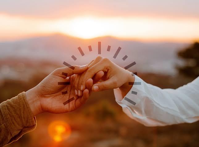 Seni Seven Bir Kişiye mi Şans verirsin, Yoksa ilgi görmediğin halde senin Sevdigin kişinin Pesinden mi gidersin?