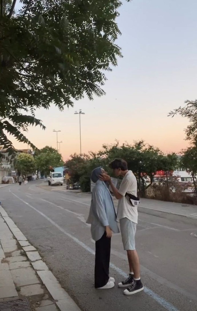 Sizce sevmek mi yoksa sevilmek mi?