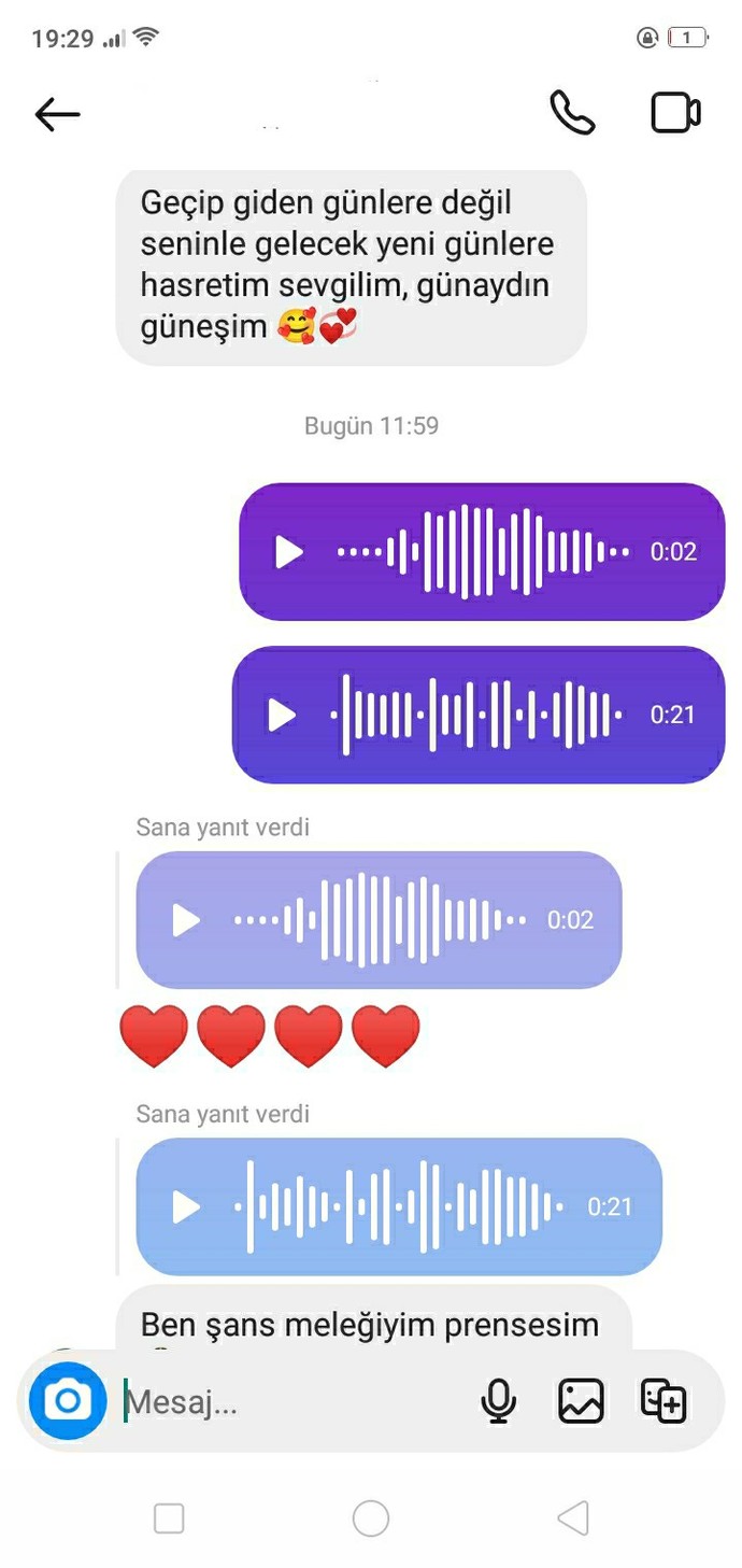 Sizce gerçekten seviliyor muyum? Güzelce okuyup öyle yorum yapın?