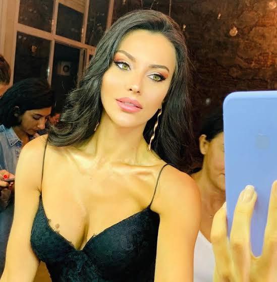 Karun kadar servetim olsun. Feda olsun bunun yoluna. TUVANA TÜRKAY