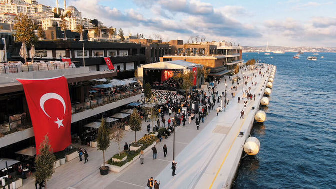 İstanbul'da güzel mekan - cafe önerisi alabilir miyim?