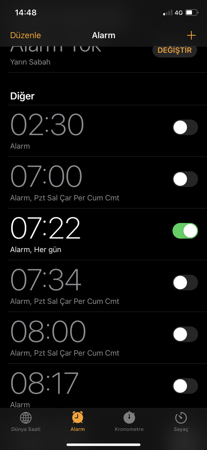 Sabahları birazcık daha uyuyabilmek için kaç alarm erteliyorsunuz?
