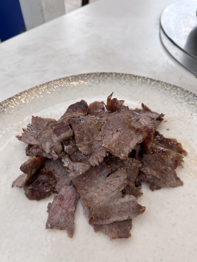 Tavuk döner mi, et döner mi?