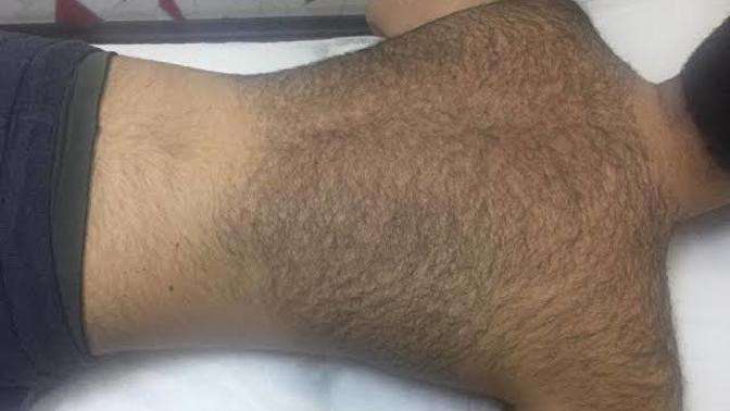 Erkekler kıllarıyla bu sıcaklara nasıl dayanıyor?