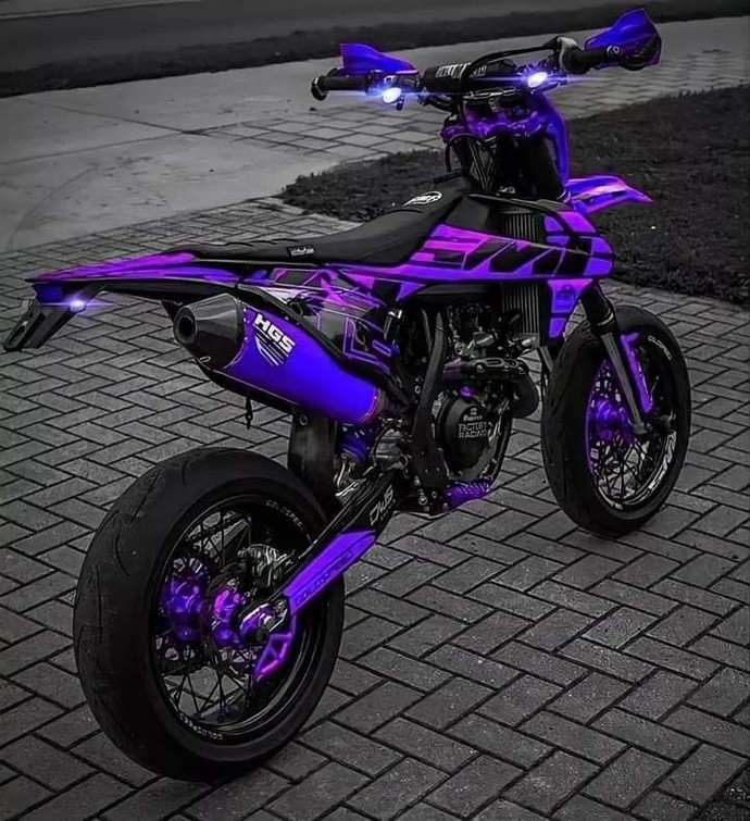 Husqvarna motorlar hakkında ne düşünüyorsunuz?