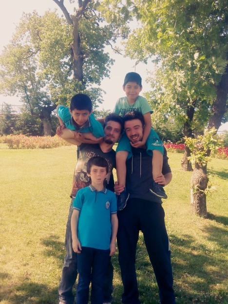 Siz de aynaya her baktığınızda kilolu olduğunuzu düşünüyor musunuz?