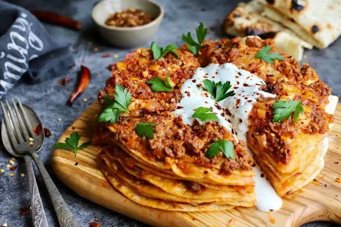 Sevdiğiniz yöresel bir yemek var mı?
