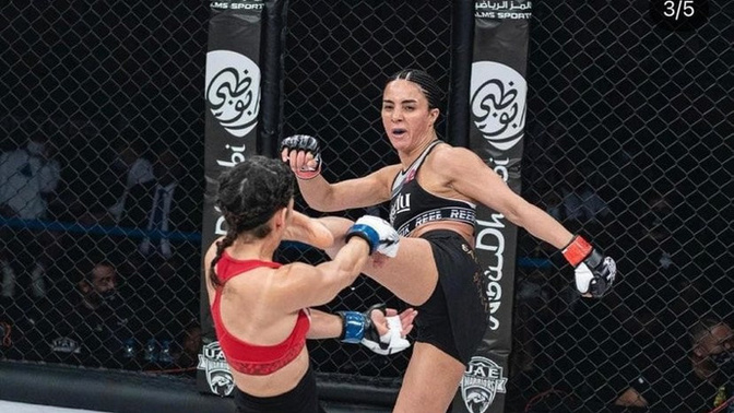 Sizce dövüṣ sporuyla ilgilenen bir kız itici midir?