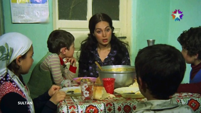 Yiyecek hırsızlığı yapan birini görseniz, şikayet eder misiniz?