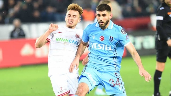 Trabzonspor, Antalyaspor’u evinde tek golle geçti! Süper Lig maçlarını seyrediyor musunuz?