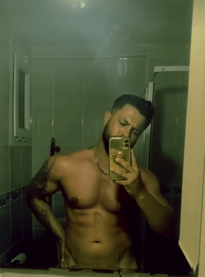 Galerinizdeki son foto ne?