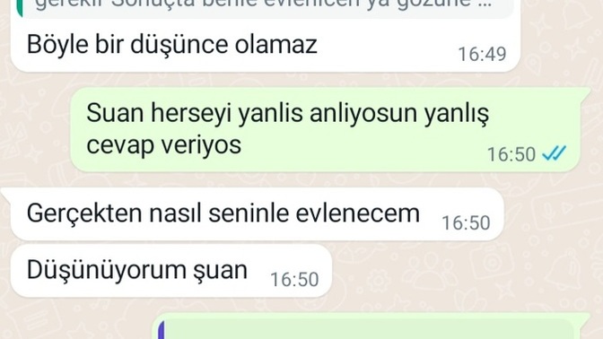 Tatlılık olsun diye trip attım, erkek arkadaşım ayrıldı. Sizce haklı mı?