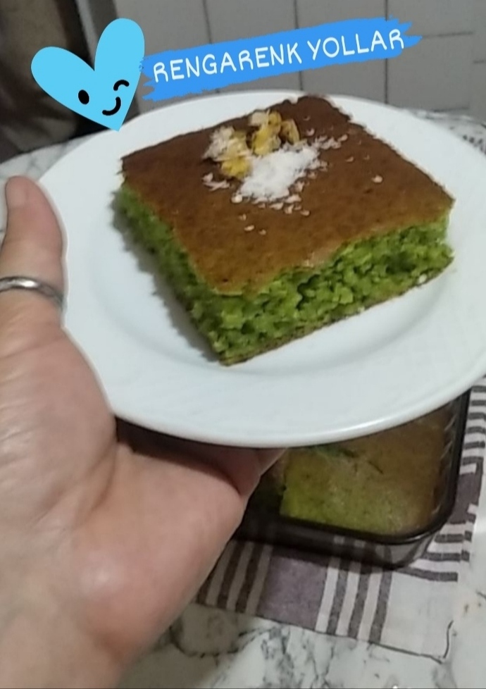 Boş durmadım size ıspanaklı kek yaptım çaylar hazır mı peki?