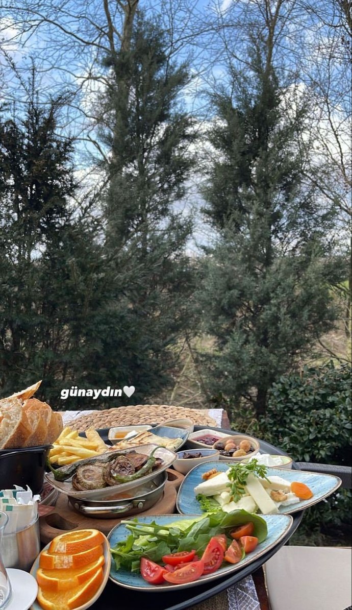 Pazar kahvaltısını saat kaçta yapıyorsunuz?