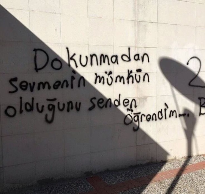 Dokunmadan sevmek mümkün mü?