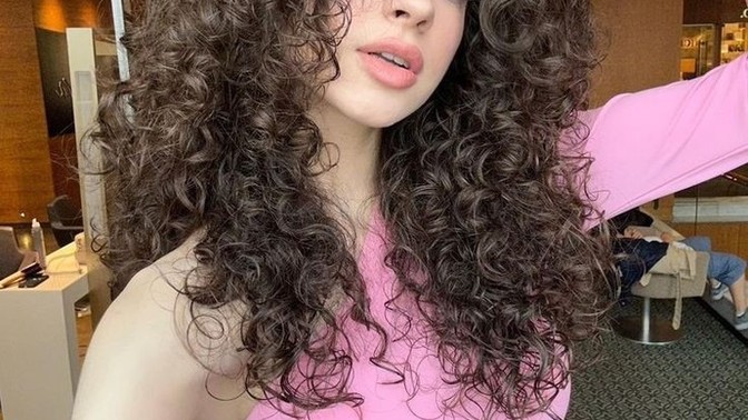 Burcu yazgi sizce güzel mi?