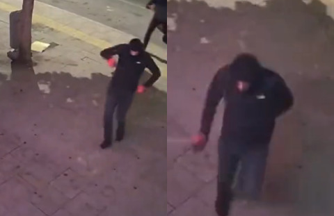 Başakşehirde maskeli hırsızlar dans ederek kuyumcuyu soymaya gitmiş. Neyin rahatlığı bu?
