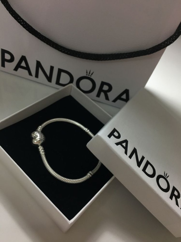 Pandoradan hediye al desek sevgiliye soğur mu?