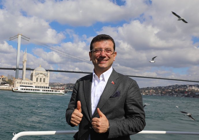 İmamoğlunun İBB Başkanlığına aday olacağını açıklayacağı iddia edildi! İmamoğluna oy verecek misiniz?