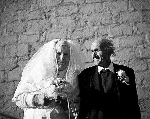 Bu yaşınıza kadar neden evlenmediniz?