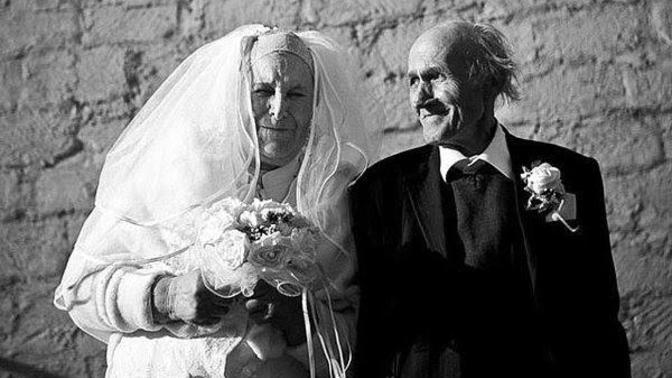 Bu yaşınıza kadar neden evlenmediniz?