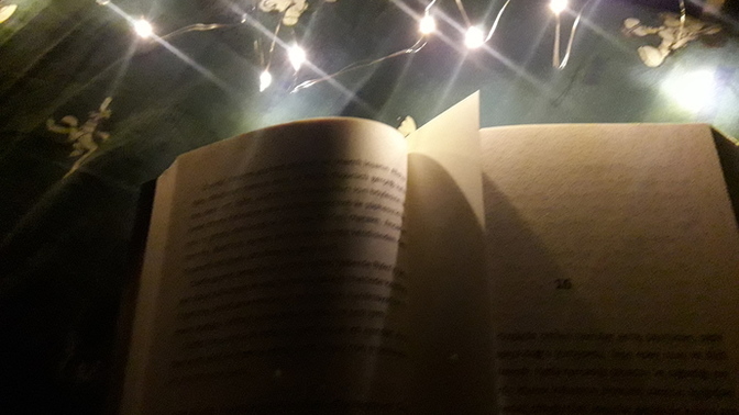 Loş ışıkta kitap okumayı sever misiniz?