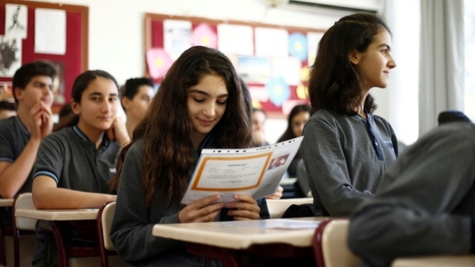 Milli Eğitim Bakanı Tekin: Liselerde sınıf tekrarı sistemi geri geliyor! Sizce doğru karar mı?