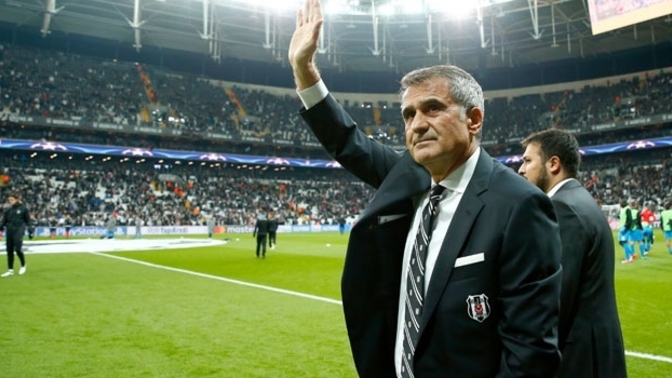 Beşiktaş'ta yarışta! Galatasaray ve Fenerbahçe şampiyonluk yarışında yanlız kalır diyenler bu algıları bıraksın! Ne düşünüyorsunuz?