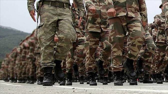 Askerde mesleğinizi sorduğunuzda ne söylediniz ve ne iş yaptınız?