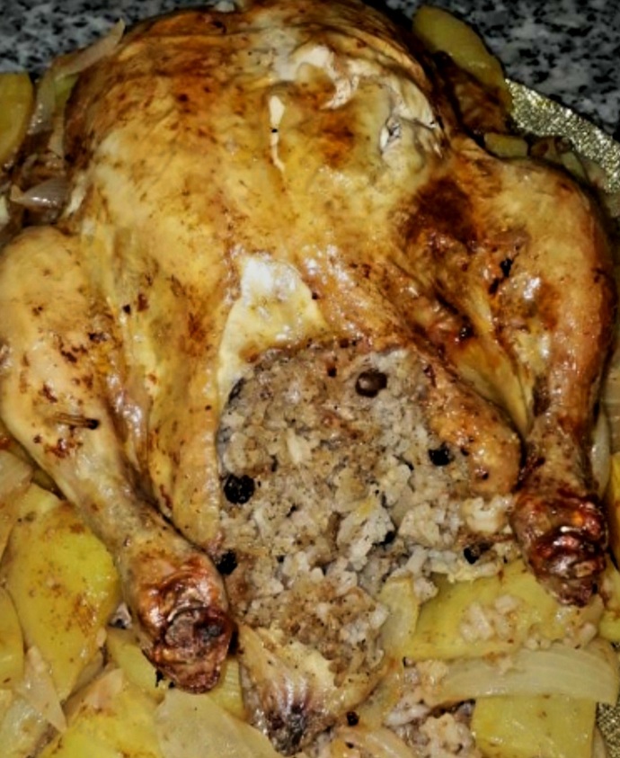 İç pilavlı tavuk dolması sever misin?