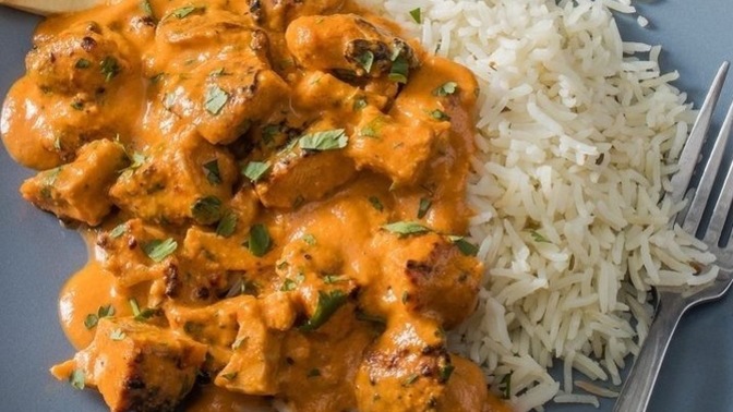 Soslu tavuğun yanına pilav mı, makarna mı yapmalıyım?