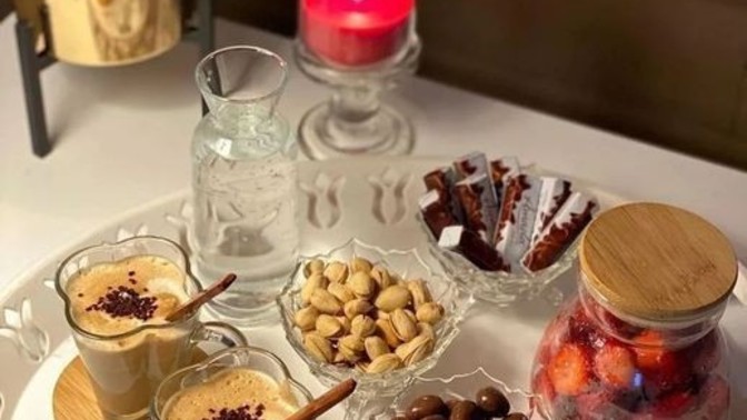Akşamınıza hangi yiyecek ve içecekler eşlik ediyor?
