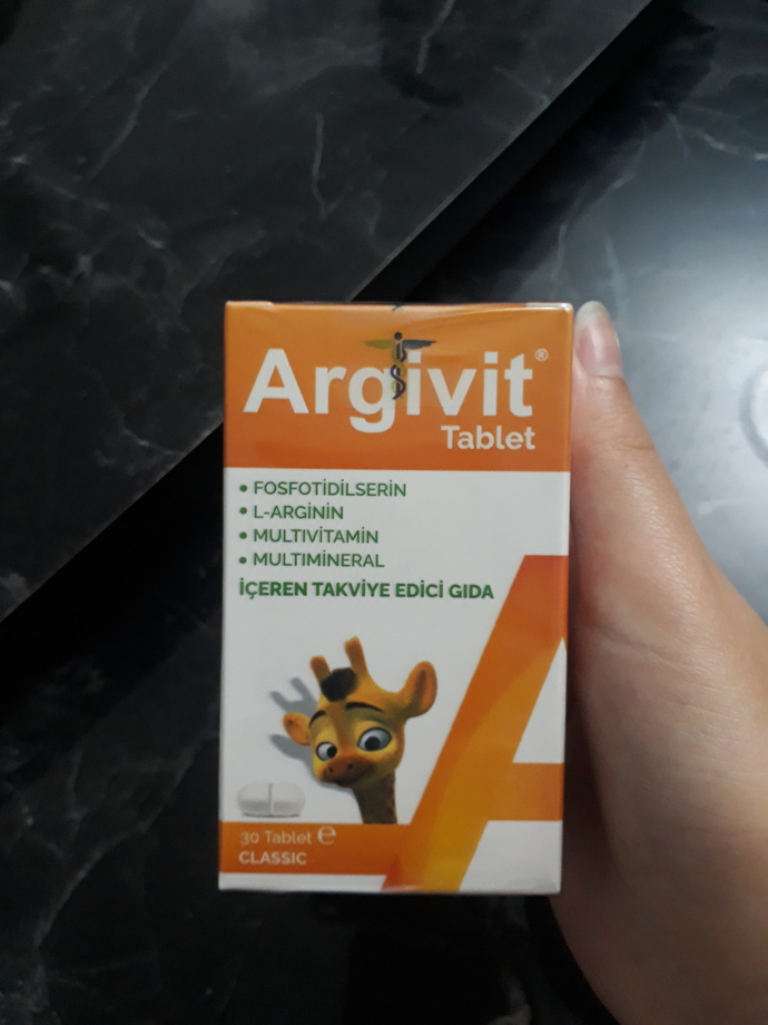Kızlar aranızda doktor varsa sizden rica ediyorum soruma bakin allerjik öldü sanirim?