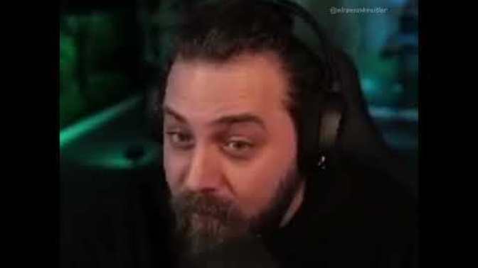 Gülmekten çatladığım video. Tuğkan abim benim be değil mi?