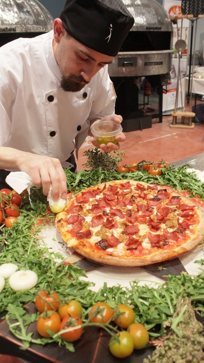 Pizza seviyor musunuz?
