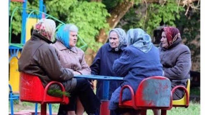 Erkekler mi daha çok dedikodu yapıyor, yoksa kadınlar mı?
