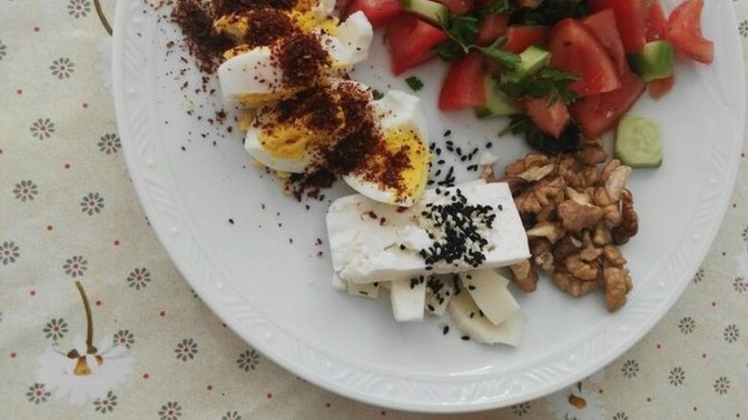 Sabah saat kaçta kahvaltı yapıyonuz?