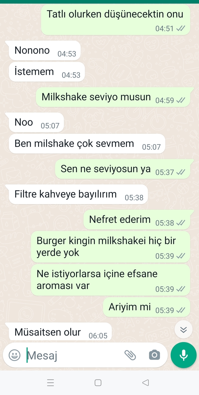 Sizce bu kız benden hoşlanıyor mu yoksa sorun bende mi?
