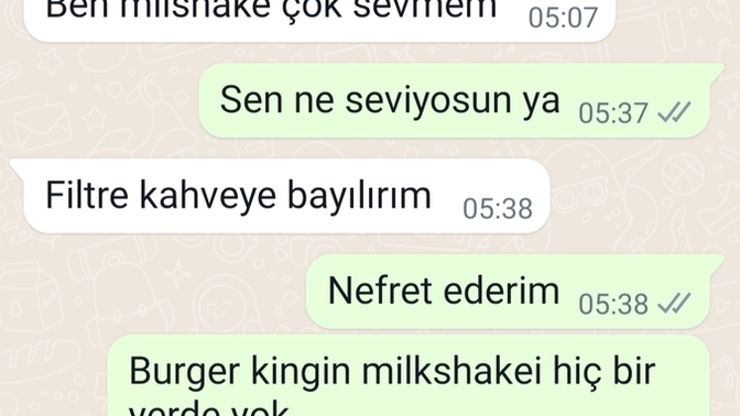 Sizce bu kız benden hoşlanıyor mu yoksa sorun bende mi?