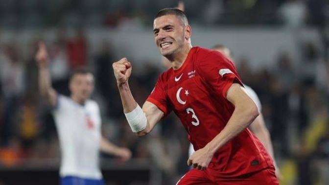 Milli oyuncumuz Merih Demiral Arabistan takımlarından Al-Ahli’ye transfer oldu! Ne düşünüyorsunuz?
