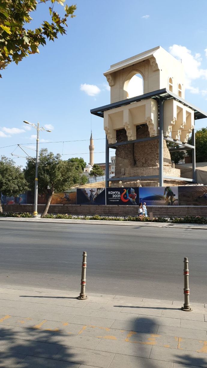 Konya'nın sembollerinden Sultan Kılıçarslan Köşkü ve Alaaddin Keykubat Camii