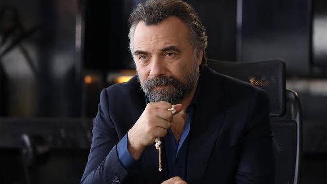 Oktay Kaynarca'nın canlandırdığı en beğendiğiniz karakter hangisidir?