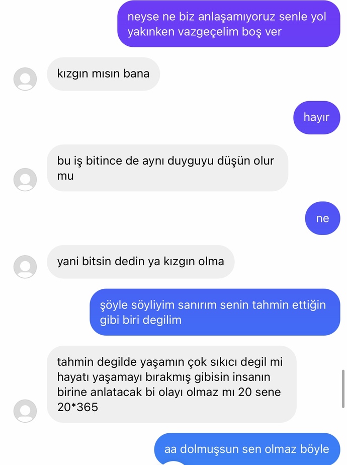 Kim ayrılmıs sizce ben mi o mu?