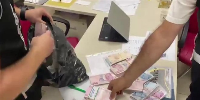 İstanbulda rüşvet isteyen doktor gözaltına alındı. Kamuda çalışan doktorlar bıçak parası isteyebilir mi?